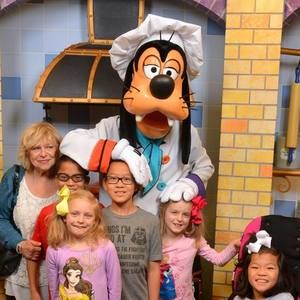 Meet your Posher, Suzanne